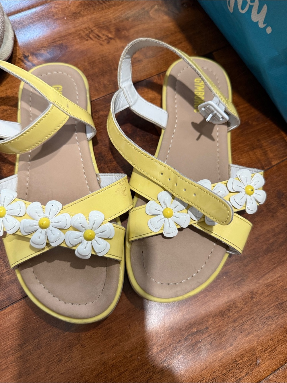 Gymboree Yellow Sandals with White Daisy Accents